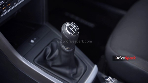 नई Maruti Suzuki Brezza में क्या मिला है नया, क्या हुई पहले से बेहतर या निकली फिसड्डी, पढ़ें रिव्यू