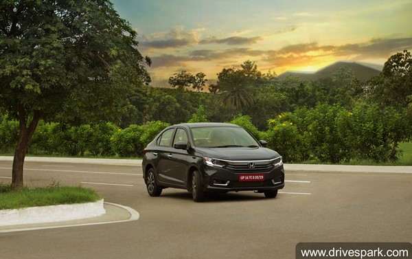 जून के सेडान सेगमेंट में Maruti Dzire ने मारी बाजी, बीते माह कंपनी ने बेचे इसके 12,597 यूनिट्स
