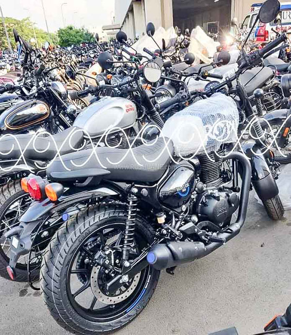 लॉन्च से पहले डीलरशिप पर पहुंची रॉयल एनफील्ड हंटर 350, पहली बार बिना कवर के आई नजर