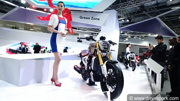 आने वाली है TVS की नई स्क्रैम्बलर बाइक Ronin, लॉन्च से पहले ही तस्वीरें आईं सामने
