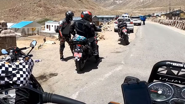 हीरो जल्द लाॅन्च करने वाली है 300cc की दमदार बाइक्स, राॅयल एनफील्ड को देगी टक्कर, चल रही है टेस्टिंग