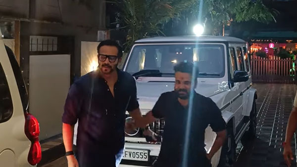 डायरेक्टर रोहित शेट्टी ने खरीदी 3 करोड़ की एसयूवी, पॉवर देख आप भी रह जायेंगे दंग