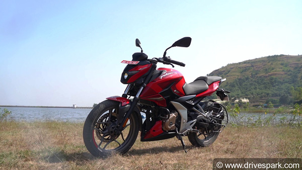 ये हैं भारत की 5 सबसे सस्ती 250cc बाइक, कीमत सिर्फ 1.40 लाख रुपये से शुरू
